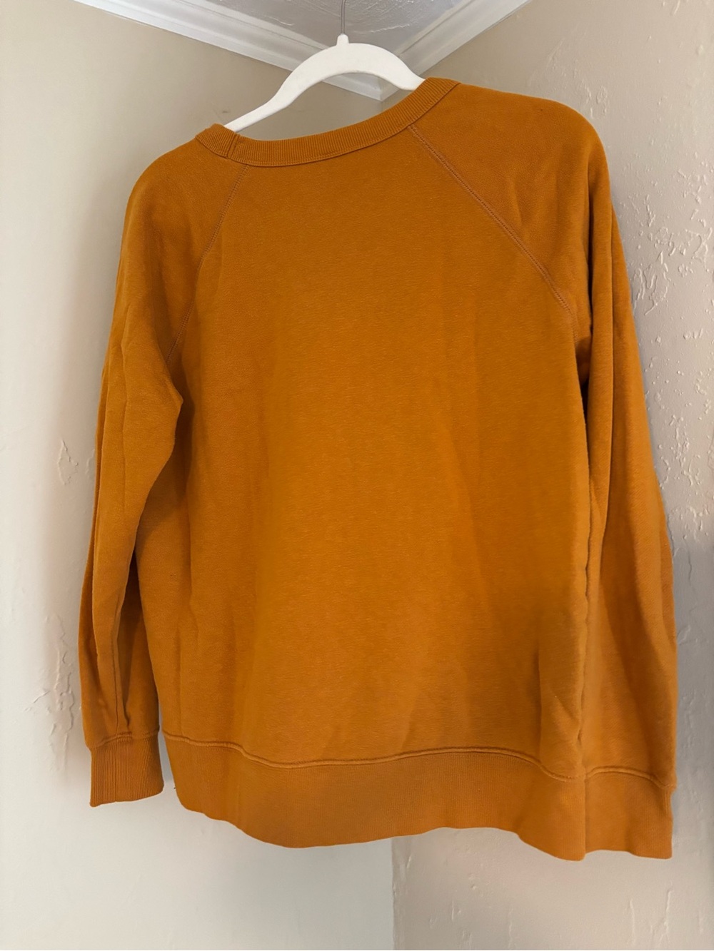 Old Navy Mustard Yellow Raglan Crewneck Sweatshirt - Women’s Size Small - Picture 2 of 4